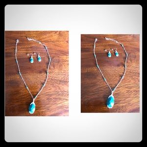 Necklace and earring set
